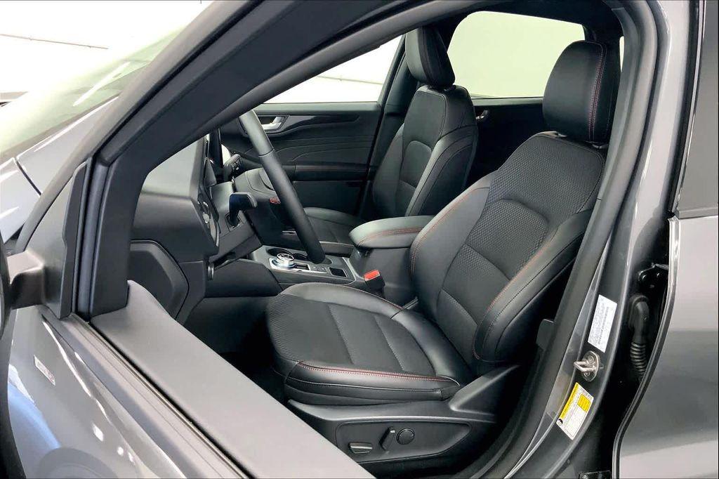 new 2026 Ford Escape car, priced at $29,422