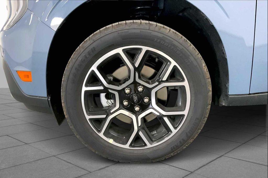 new 2025 Ford Maverick car, priced at $39,725