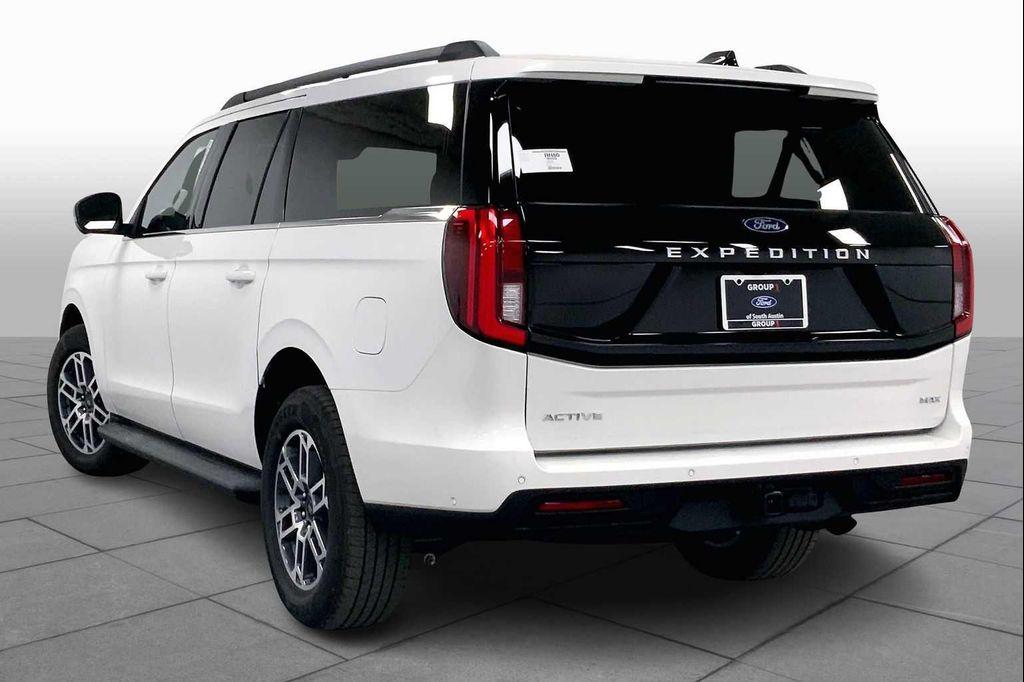 new 2025 Ford Expedition Max car, priced at $73,935