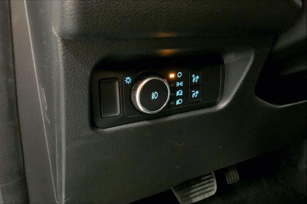 new 2025 Ford Ranger car, priced at $30,988