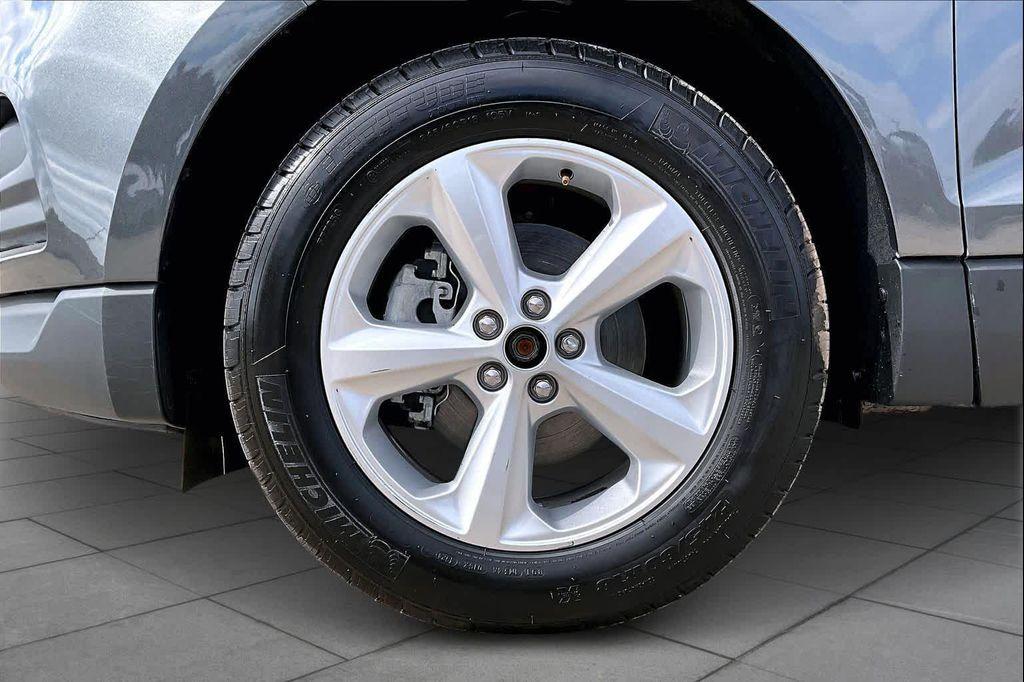 used 2019 Ford Edge car, priced at $18,971