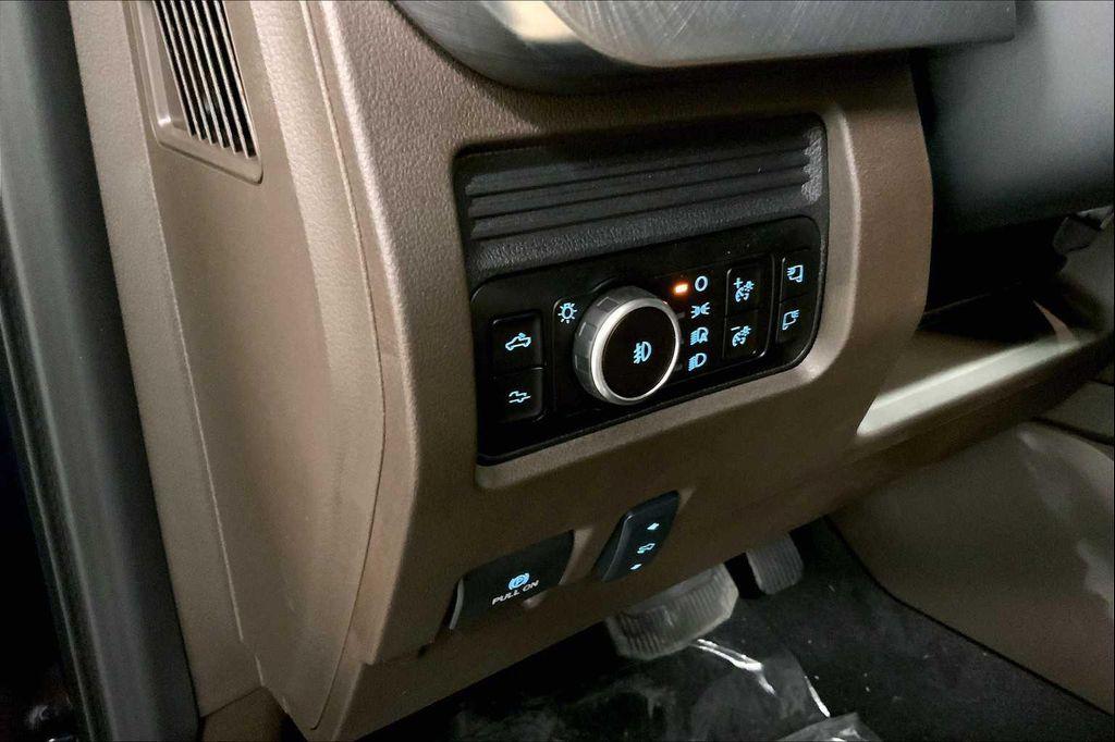 new 2025 Ford F-250 car, priced at $91,654