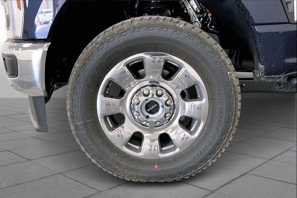 new 2025 Ford F-250 car, priced at $91,654