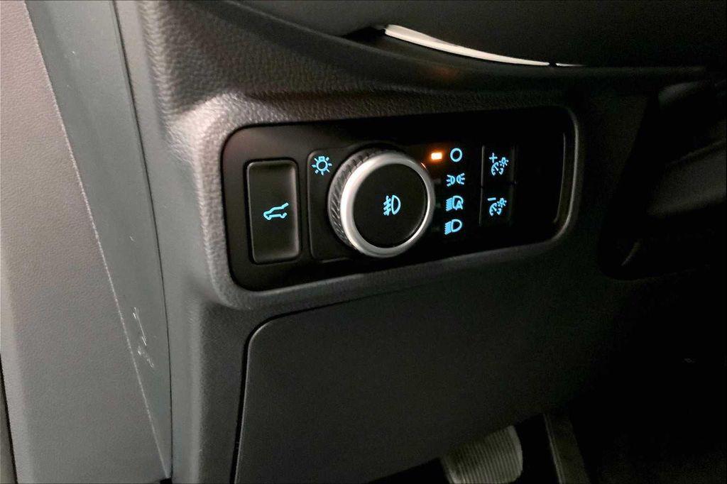 new 2025 Ford Explorer car, priced at $52,237