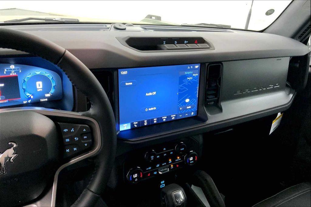 new 2025 Ford Bronco car, priced at $46,562