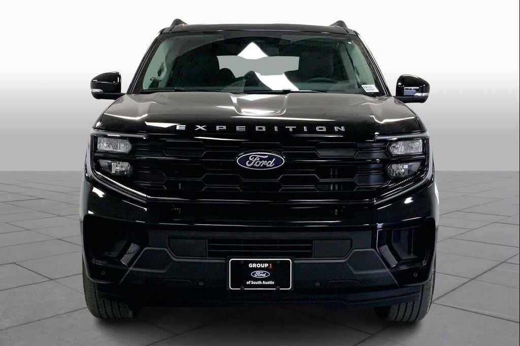 new 2025 Ford Expedition car, priced at $64,218