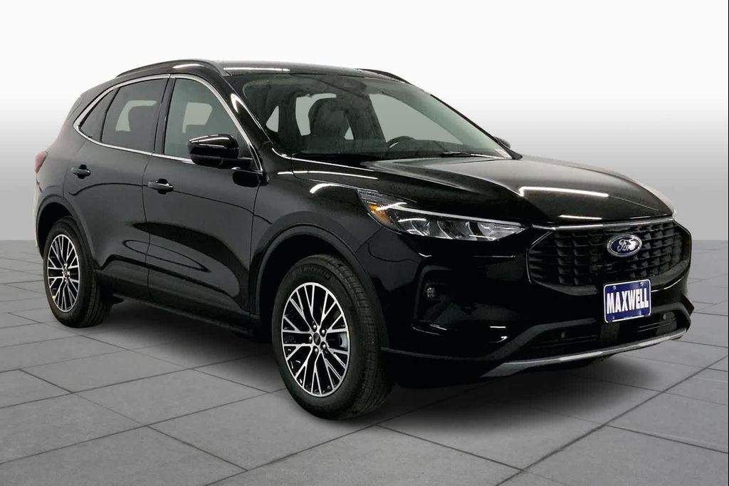 new 2025 Ford Escape PHEV car, priced at $29,416