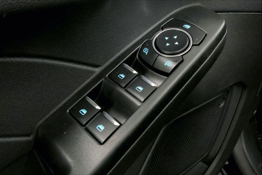 new 2025 Ford Escape PHEV car, priced at $29,416