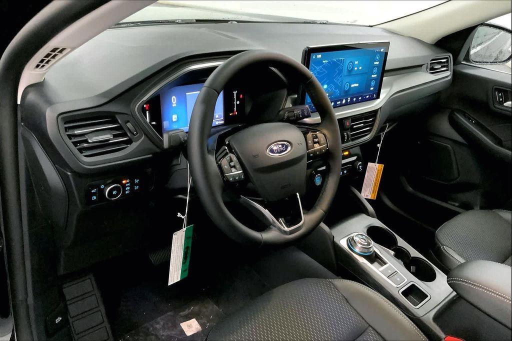 new 2025 Ford Escape PHEV car, priced at $29,416