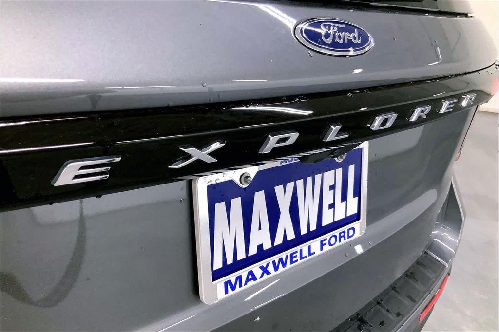 new 2025 Ford Explorer car, priced at $40,645