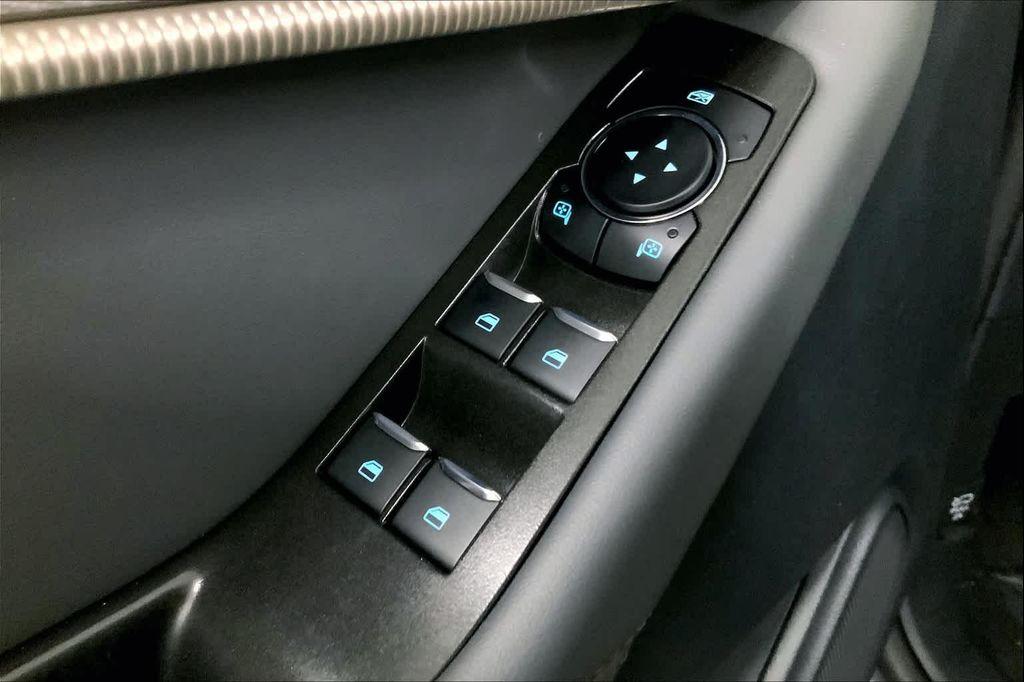 new 2025 Ford Explorer car, priced at $40,645