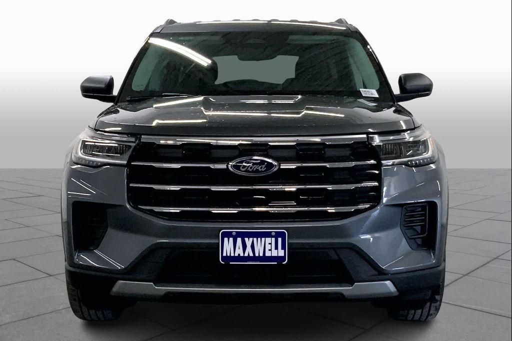 new 2025 Ford Explorer car, priced at $40,645