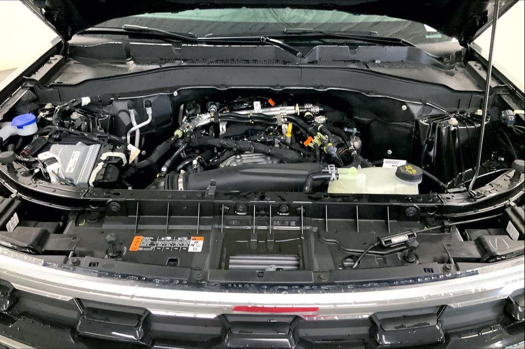 new 2025 Ford Explorer car, priced at $40,645