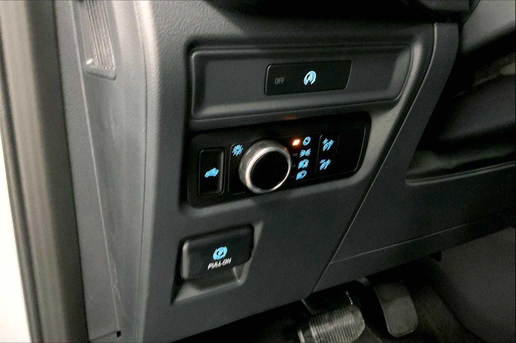 new 2025 Ford F-150 car, priced at $45,250