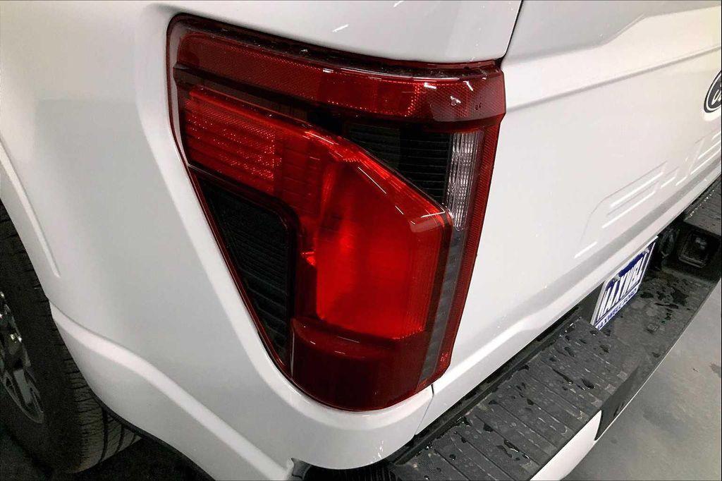 new 2025 Ford F-150 car, priced at $42,628