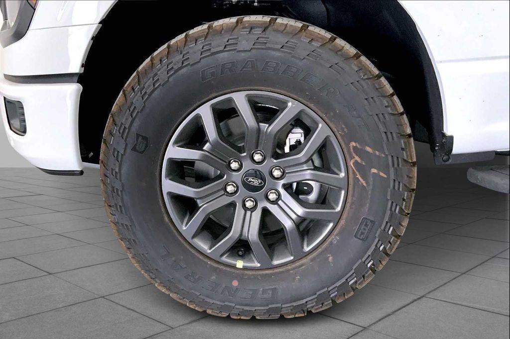new 2025 Ford F-150 car, priced at $62,588