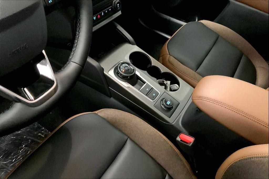 new 2025 Ford Bronco Sport car, priced at $35,652