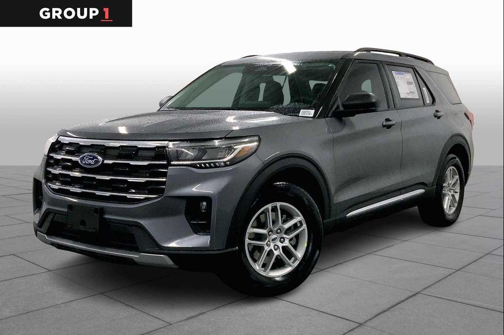 new 2025 Ford Explorer car, priced at $39,986