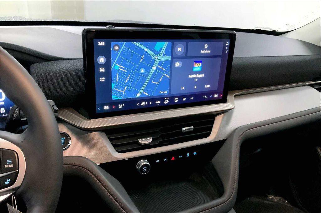 new 2025 Ford Explorer car, priced at $39,986