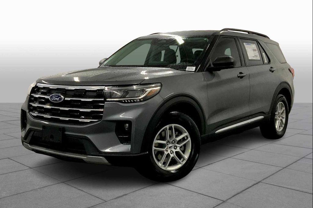 new 2025 Ford Explorer car, priced at $39,986