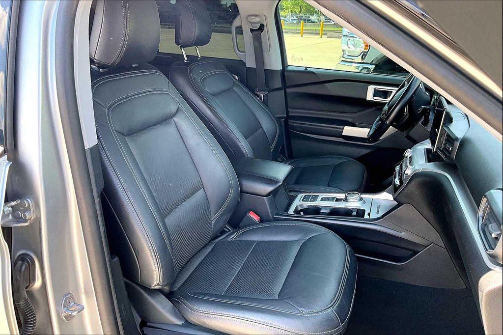 used 2021 Ford Explorer car, priced at $18,982