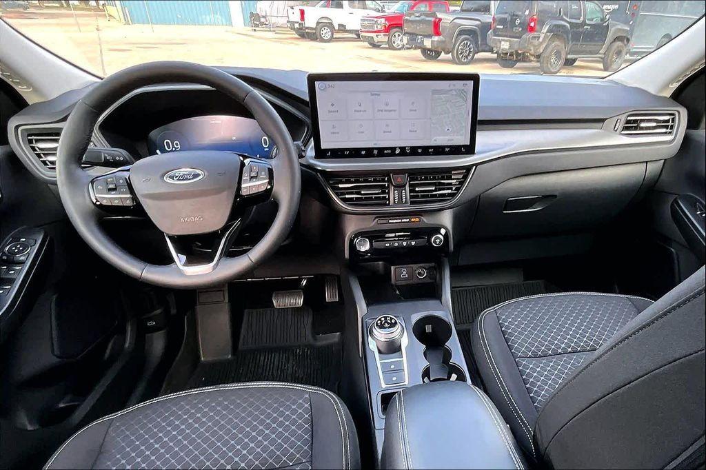 used 2023 Ford Escape car, priced at $24,908