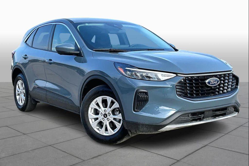 used 2023 Ford Escape car, priced at $24,908