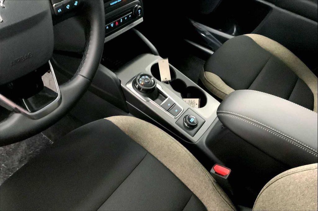 new 2025 Ford Bronco Sport car, priced at $30,222