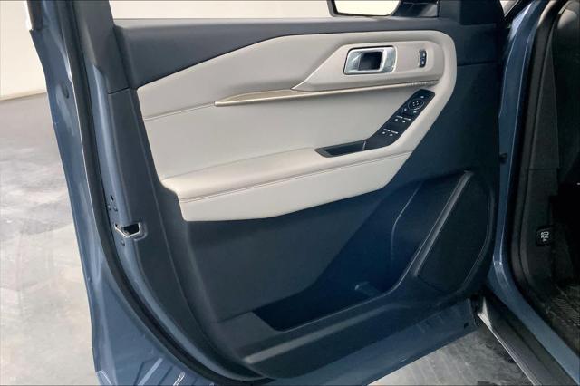 new 2025 Ford Explorer car, priced at $41,548