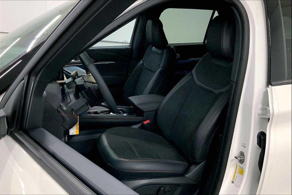 new 2025 Ford Explorer car, priced at $61,215