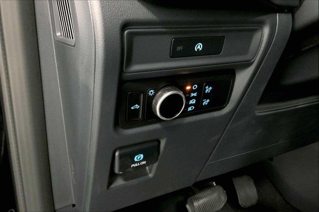 new 2025 Ford F-150 car, priced at $44,355