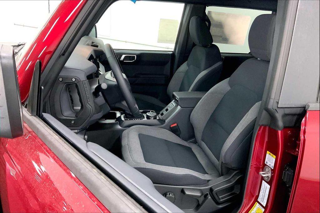new 2025 Ford Bronco car, priced at $43,781