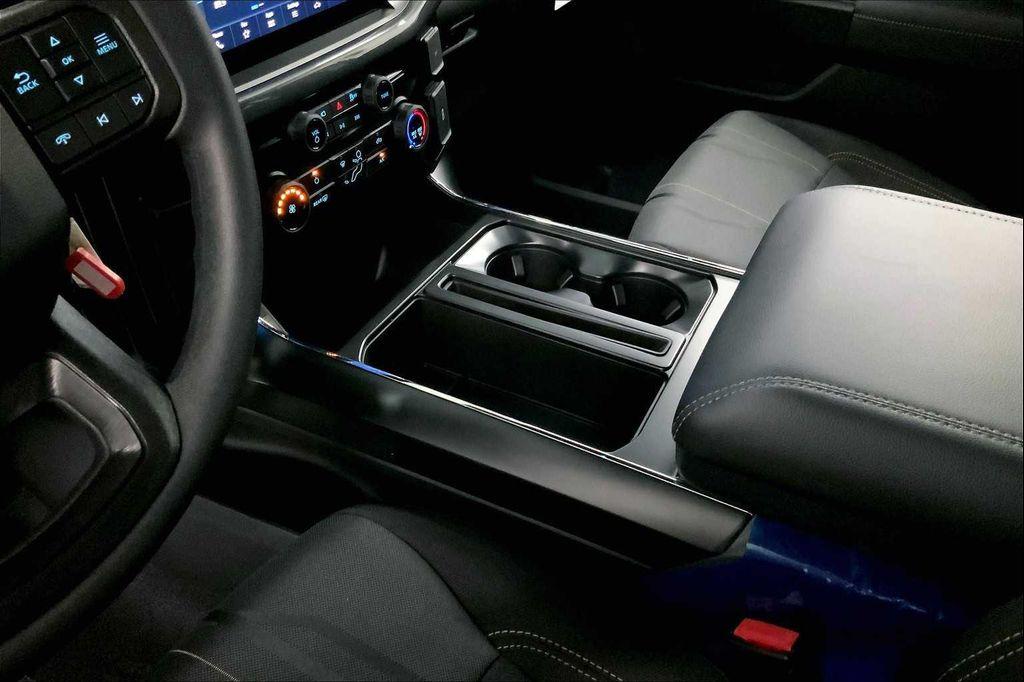 new 2025 Ford F-150 car, priced at $42,634