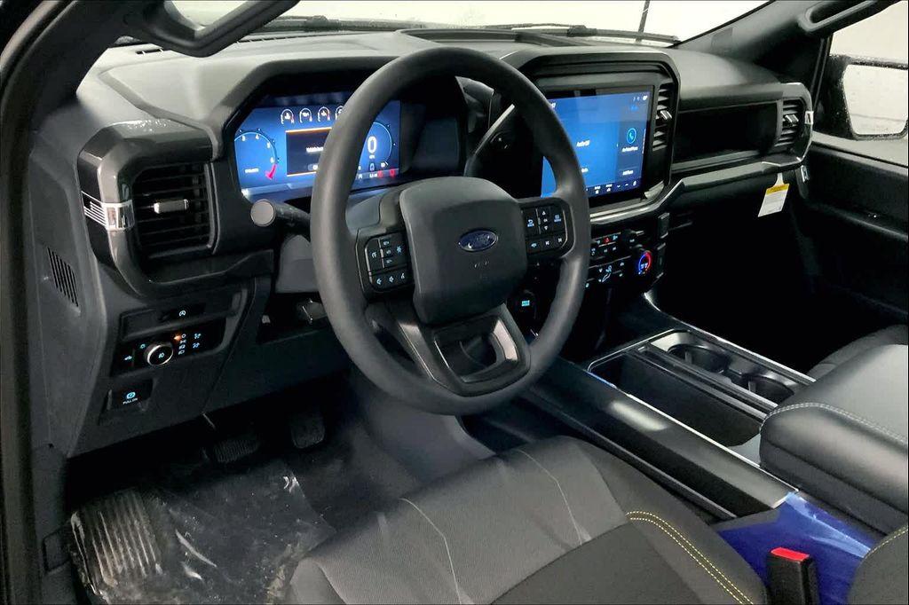 new 2025 Ford F-150 car, priced at $42,634
