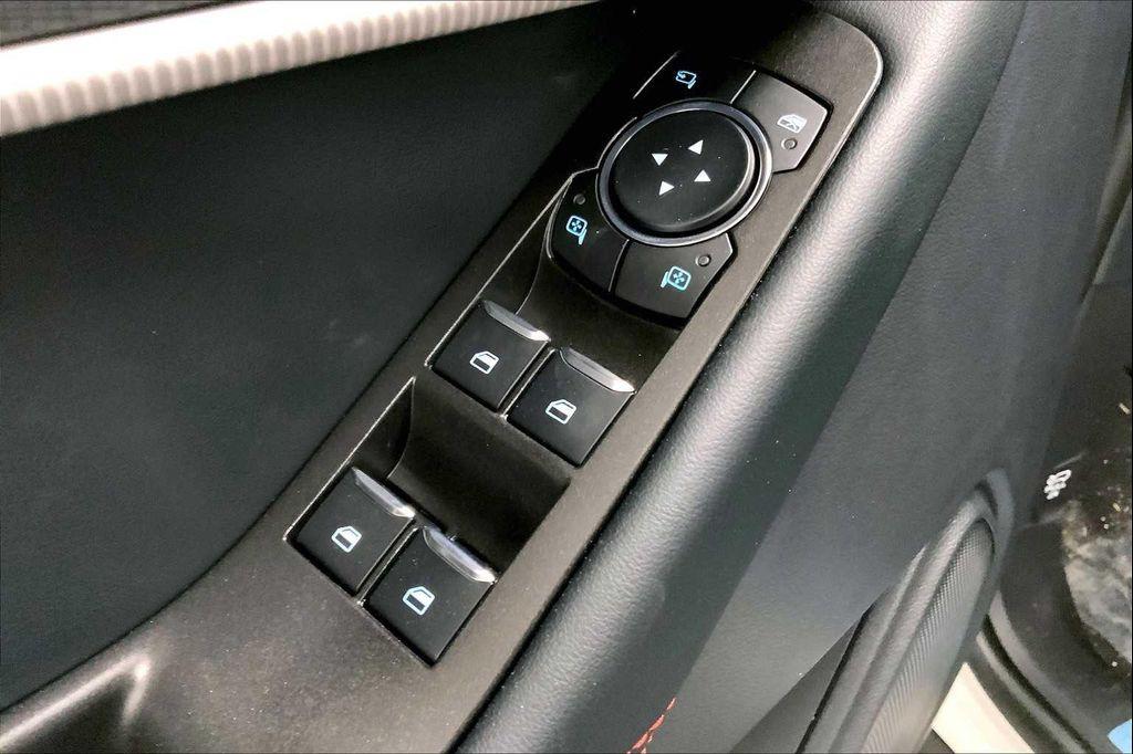 new 2025 Ford Explorer car, priced at $48,875
