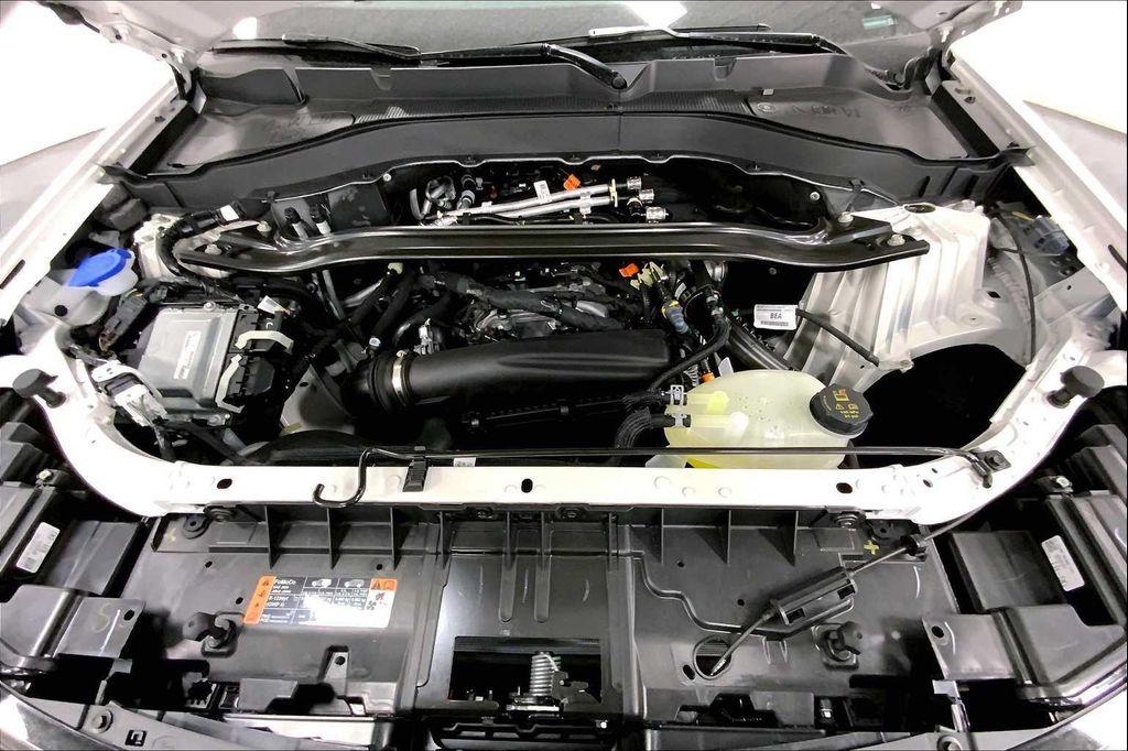 new 2025 Ford Explorer car, priced at $48,875