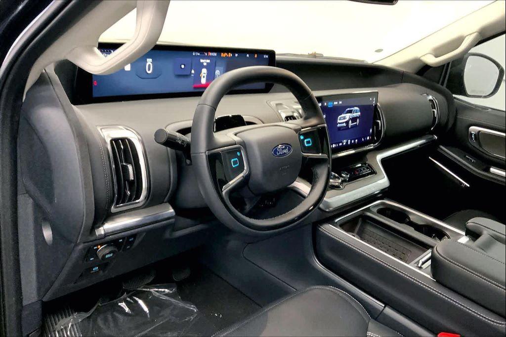 new 2025 Ford Expedition car, priced at $80,255