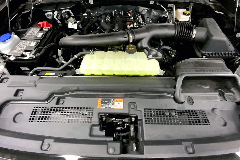 new 2025 Ford Expedition car, priced at $80,255