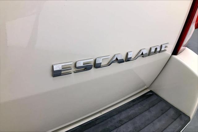 used 2013 Cadillac Escalade ESV car, priced at $19,971