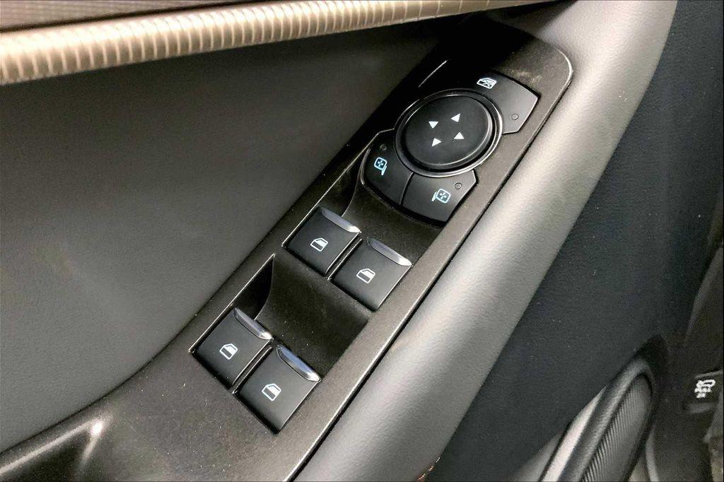 new 2025 Ford Explorer car, priced at $40,645