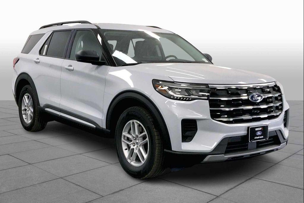 new 2025 Ford Explorer car, priced at $40,645