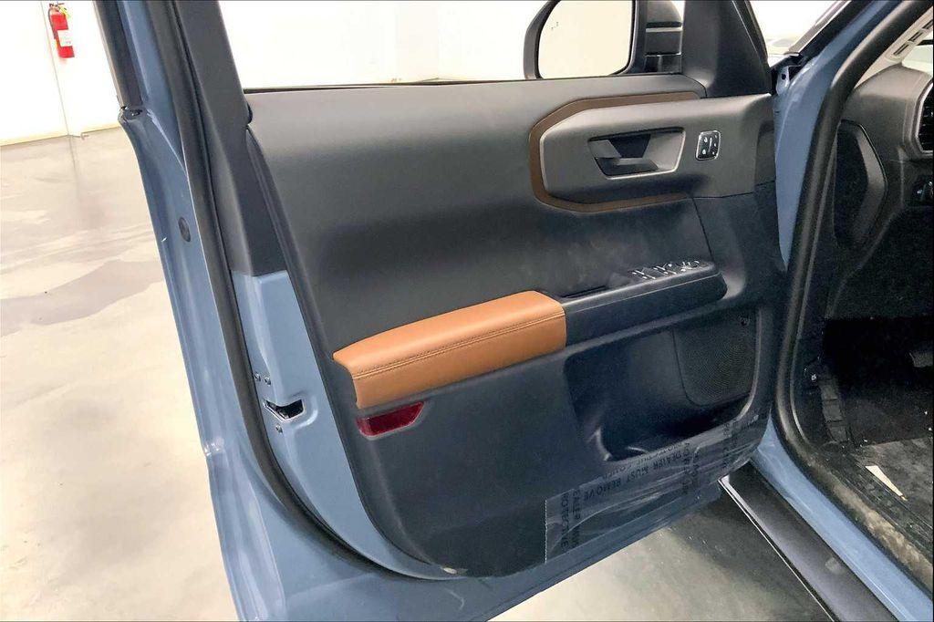 new 2025 Ford Bronco Sport car, priced at $39,980