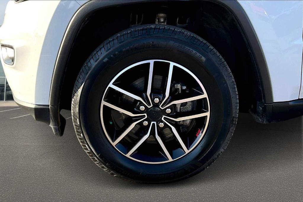 used 2020 Jeep Grand Cherokee car, priced at $25,900