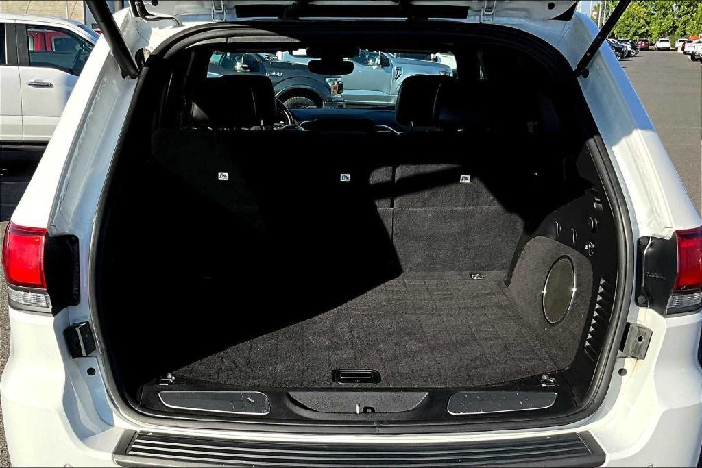 used 2020 Jeep Grand Cherokee car, priced at $25,900