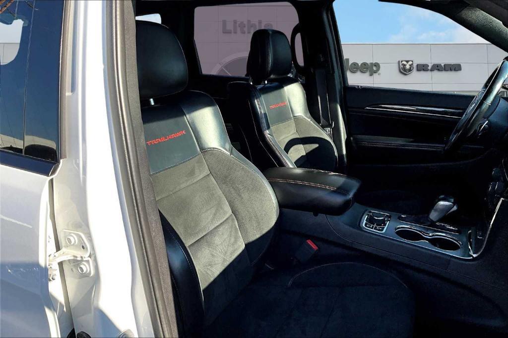 used 2020 Jeep Grand Cherokee car, priced at $25,900