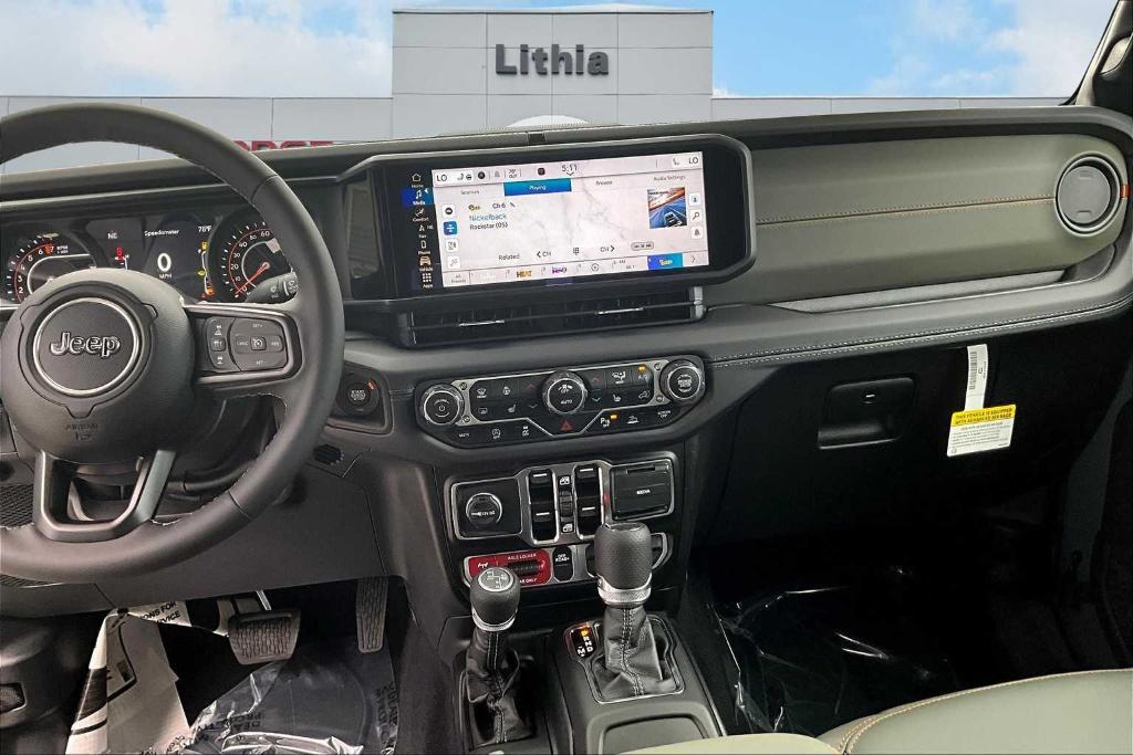 new 2025 Jeep Gladiator car, priced at $59,679