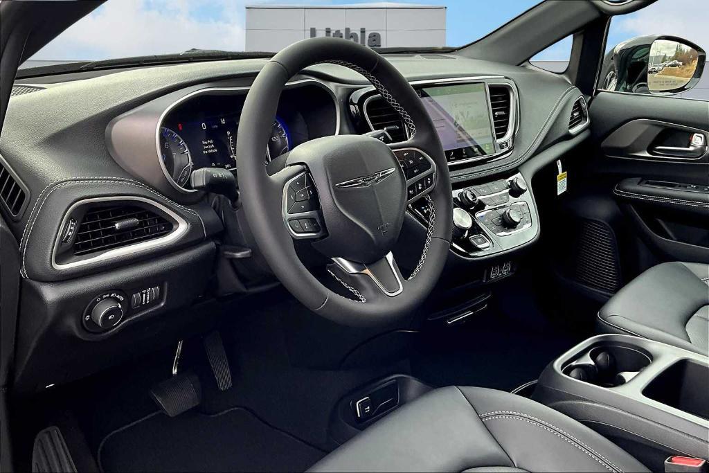 new 2025 Chrysler Pacifica car, priced at $42,126