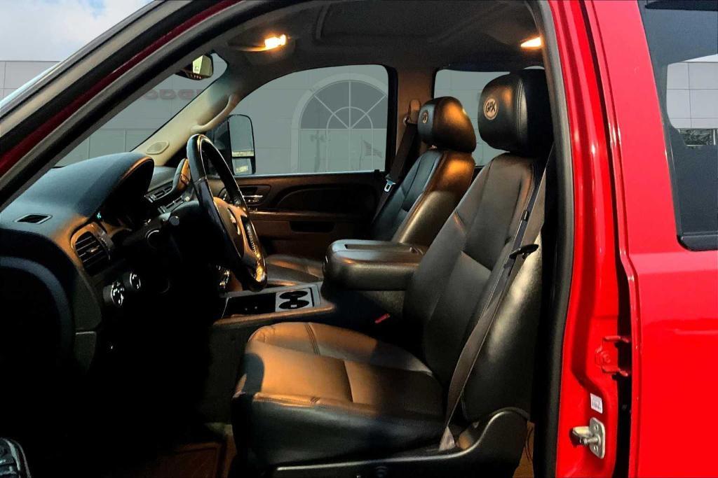 used 2012 GMC Sierra 2500 car, priced at $33,900