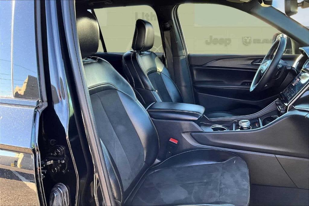 used 2024 Jeep Grand Cherokee car, priced at $34,500