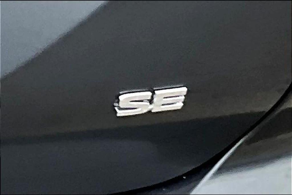 used 2024 Mitsubishi Outlander car, priced at $23,995